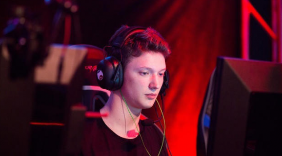 机械革命发布2026款耀世18 Pro游戏本搭载200HX Plus